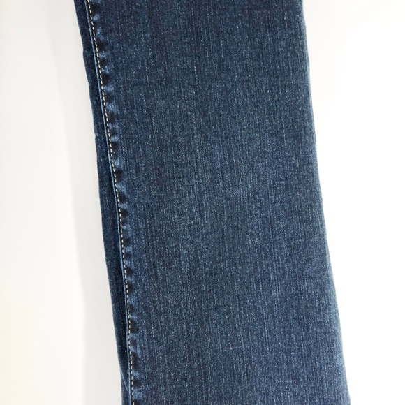 High Waisted Jeans - Picture 3 of 6